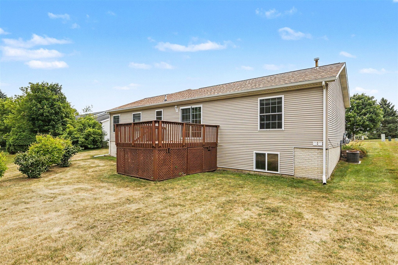 main property photo 24