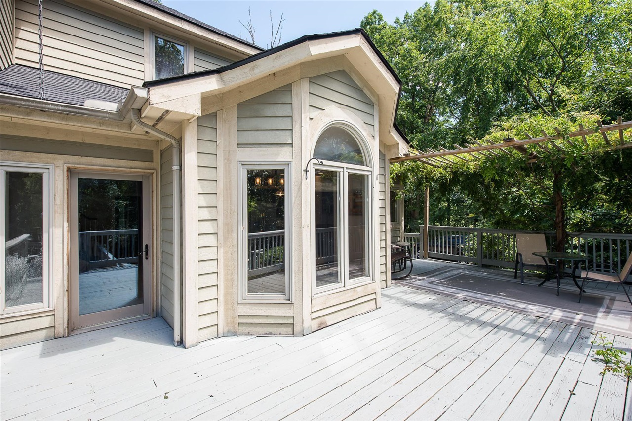main property photo 27