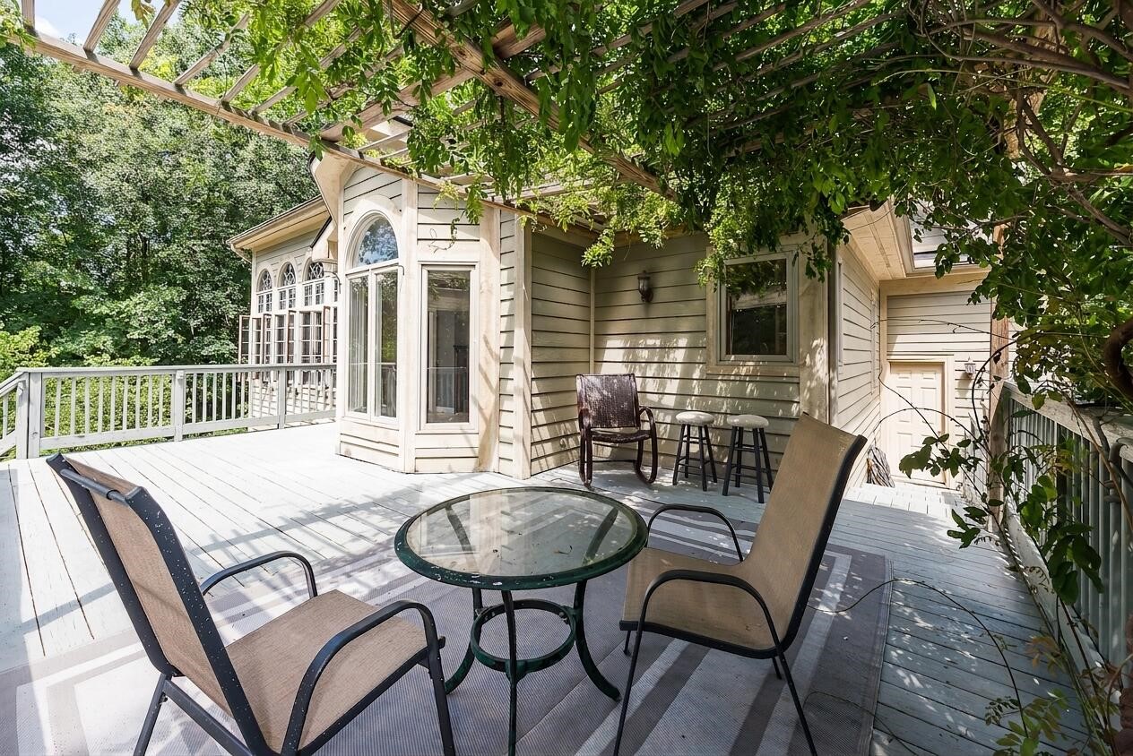 main property photo 29
