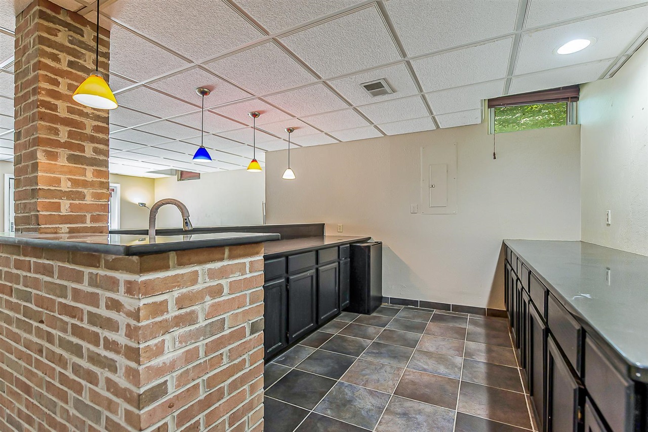 main property photo 60