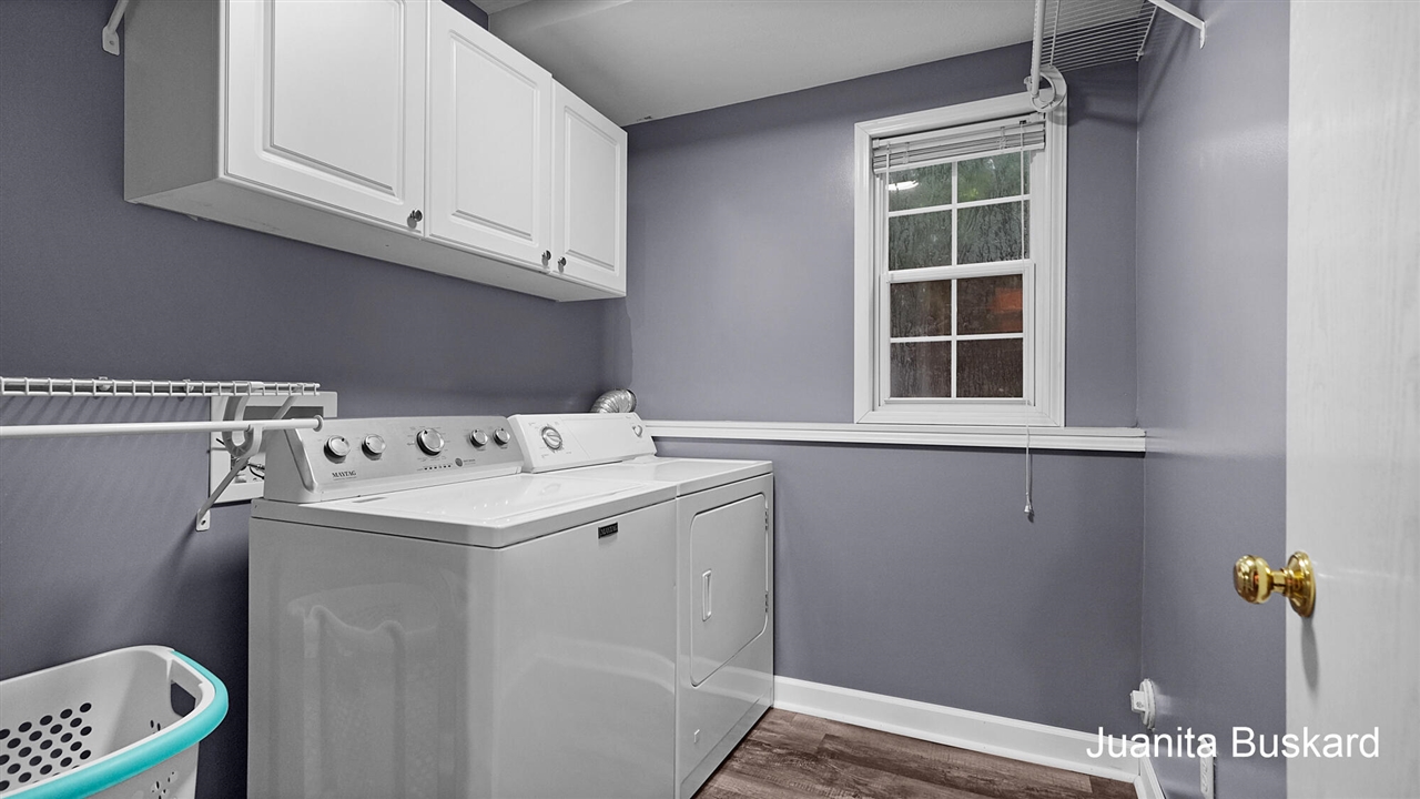 property viewer photo 25