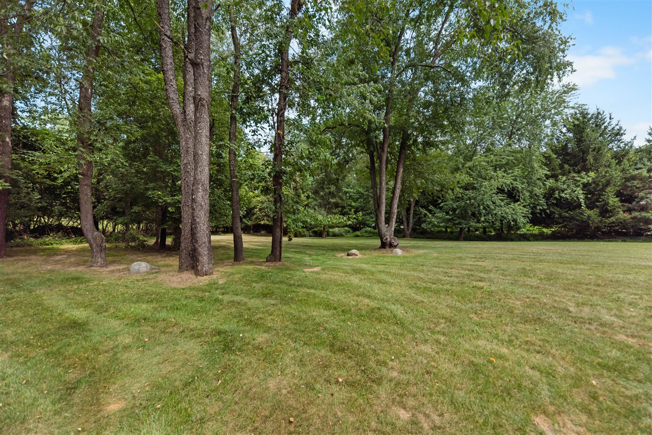 main property photo 89