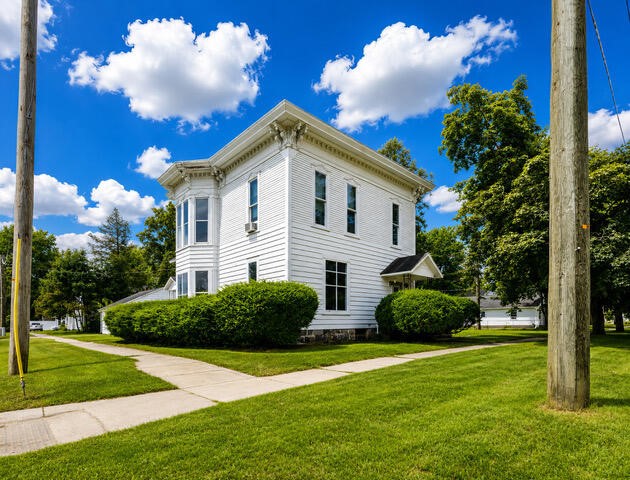 main property photo 42