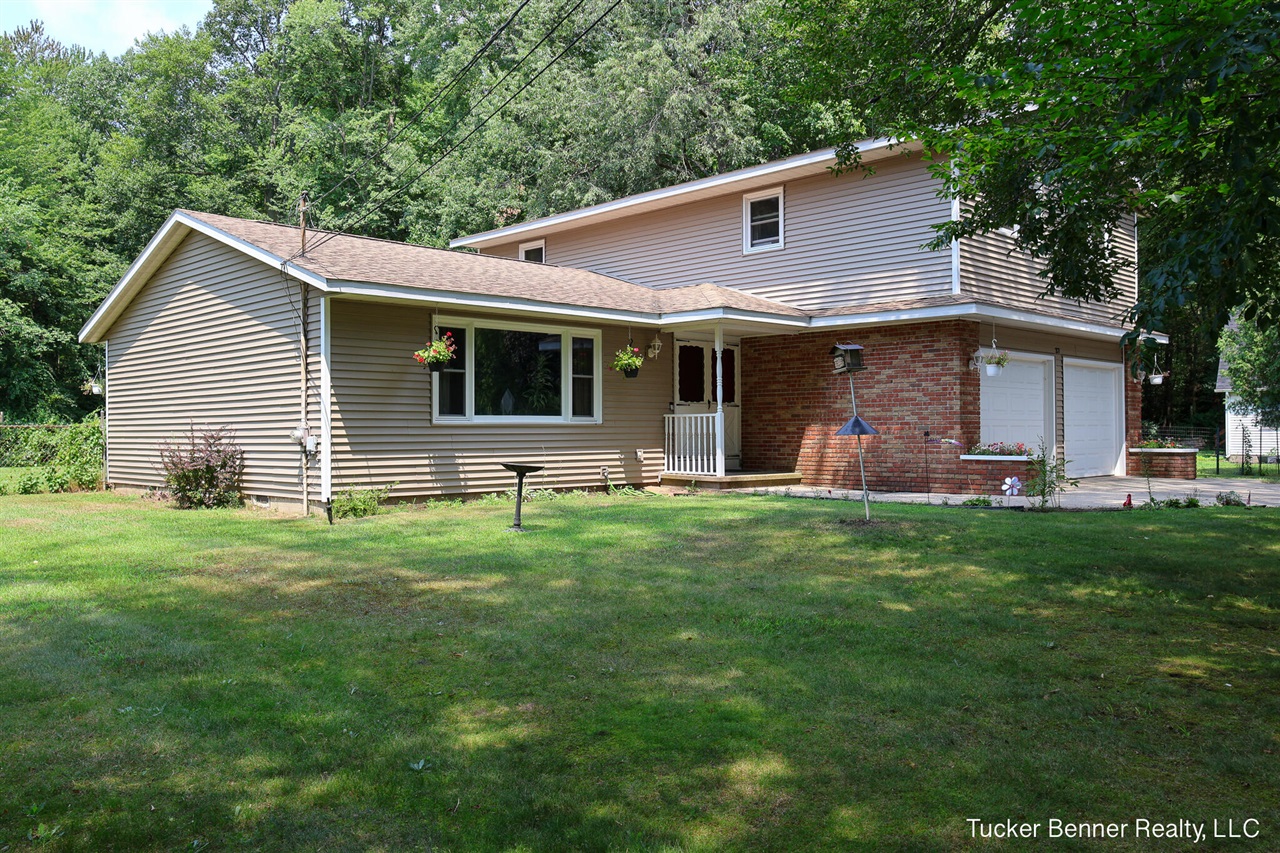 main property photo 68