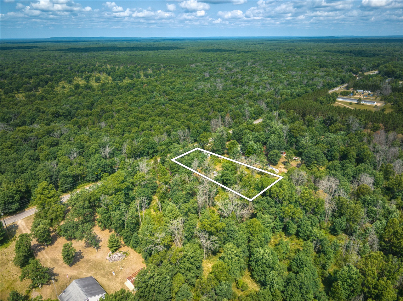 main property photo 13