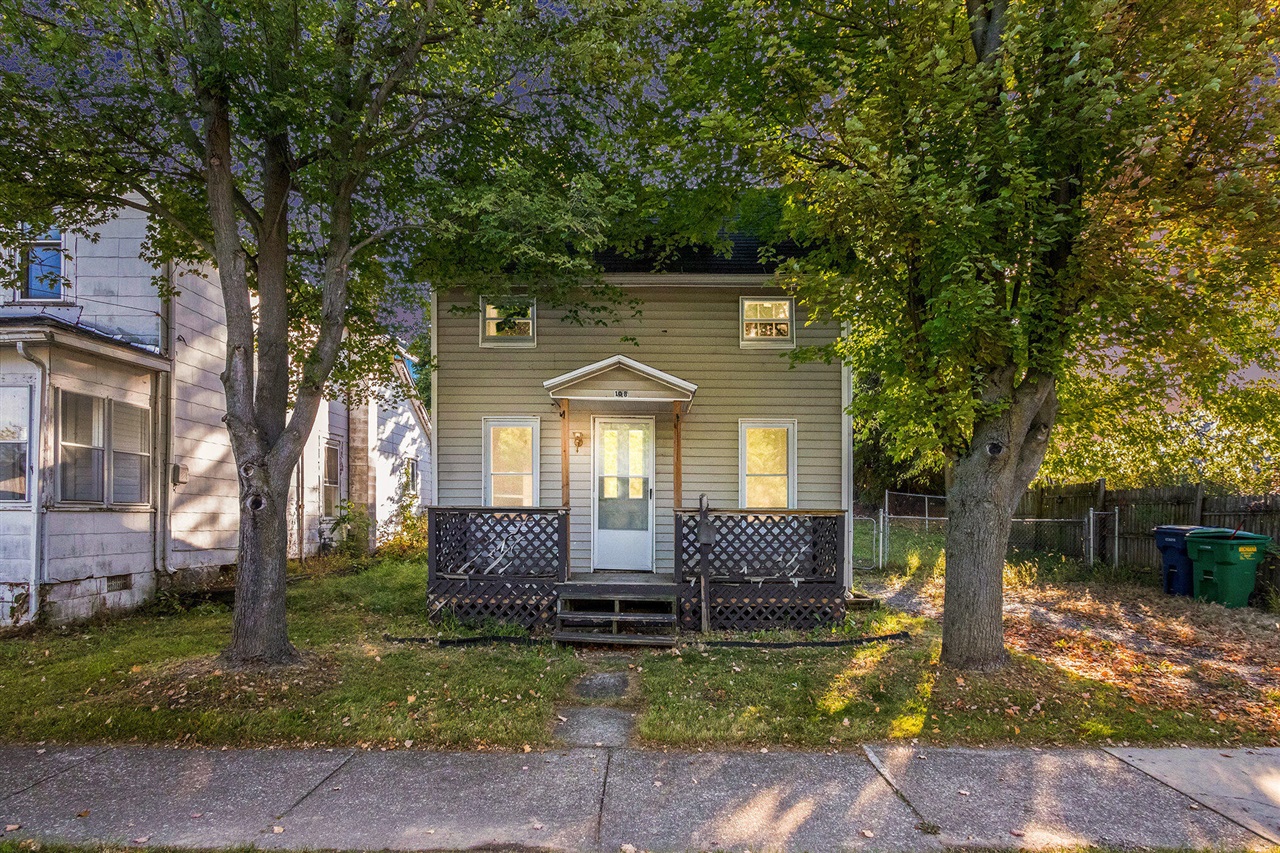 main property photo 16