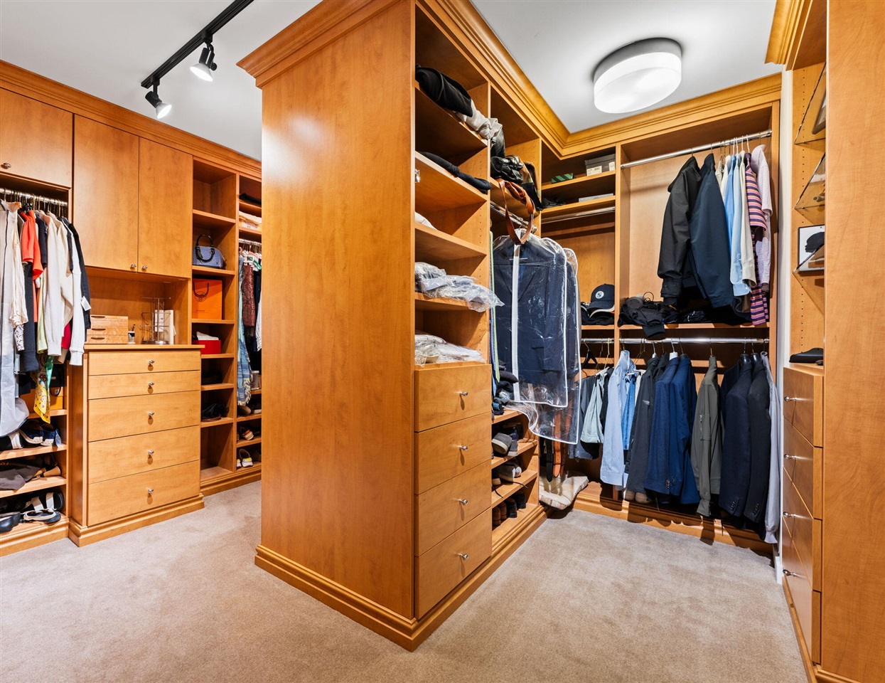 main property photo 51