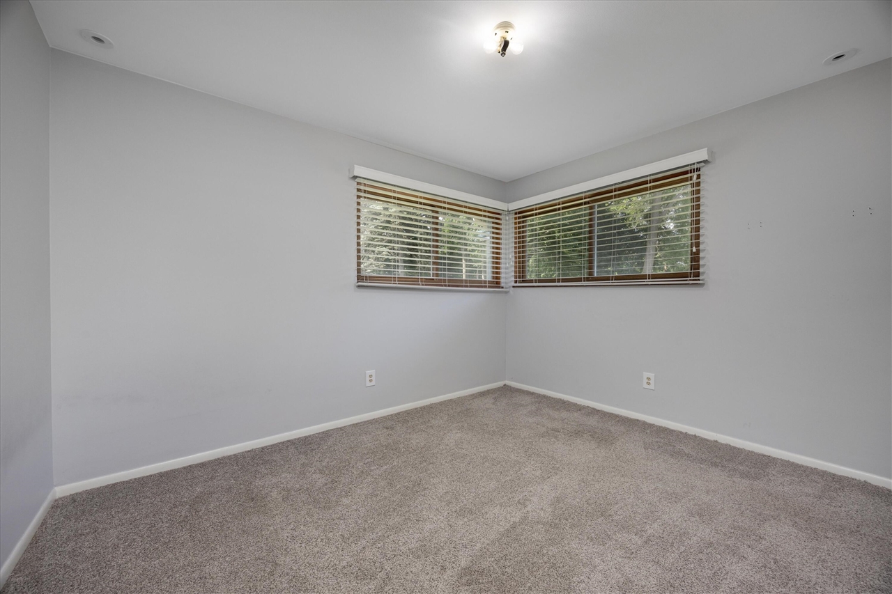 property viewer photo 20