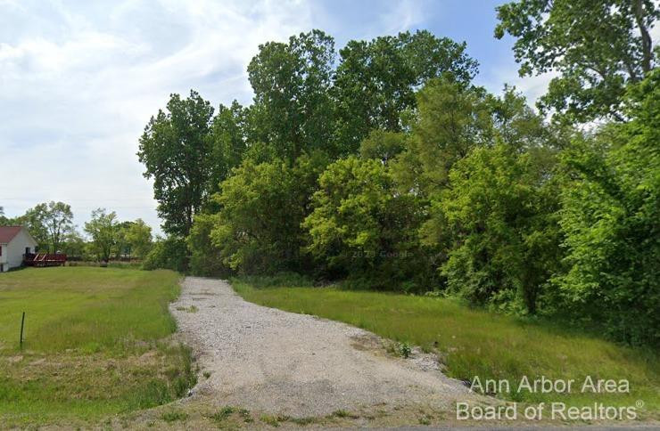 main property photo 0