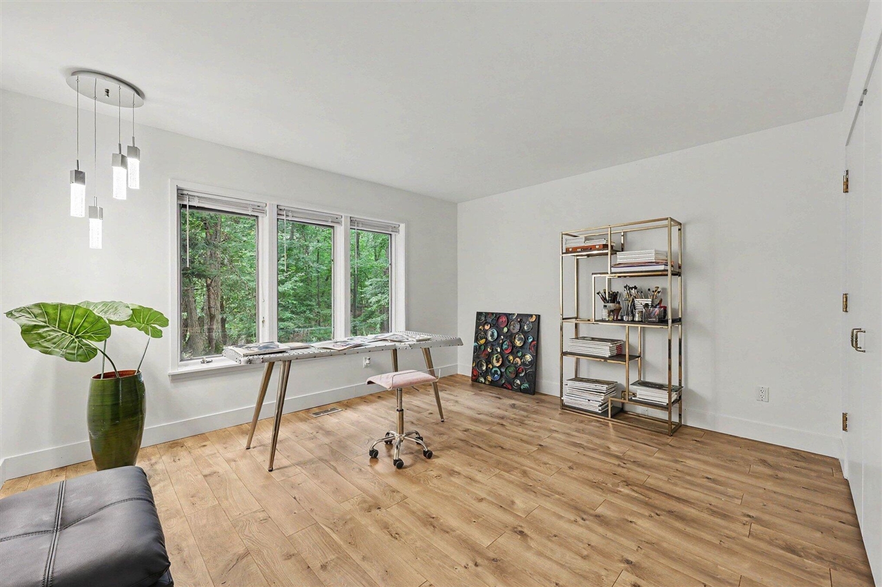 main property photo 79