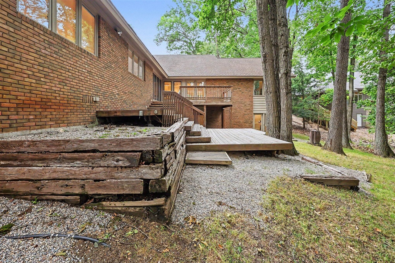 main property photo 89