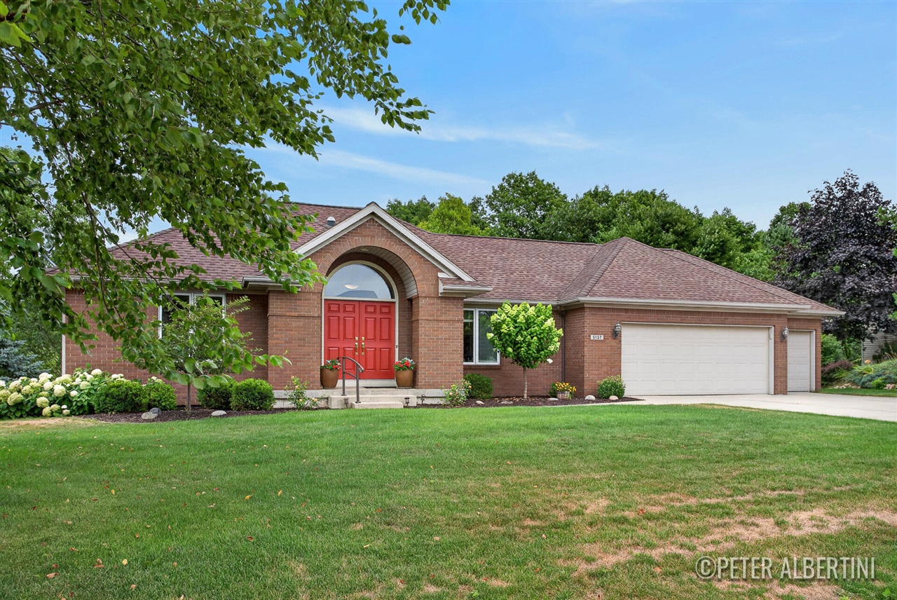 main property photo 0