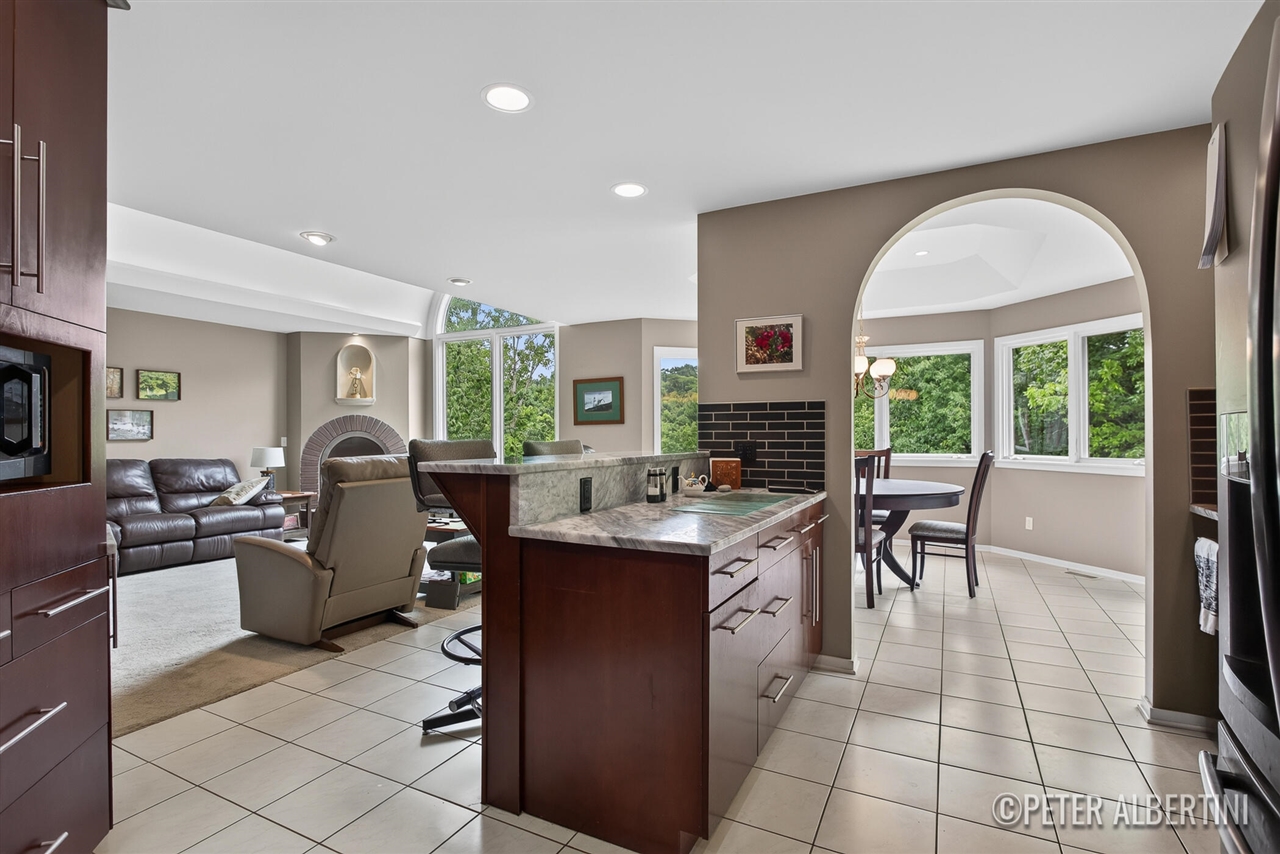 property viewer photo 10