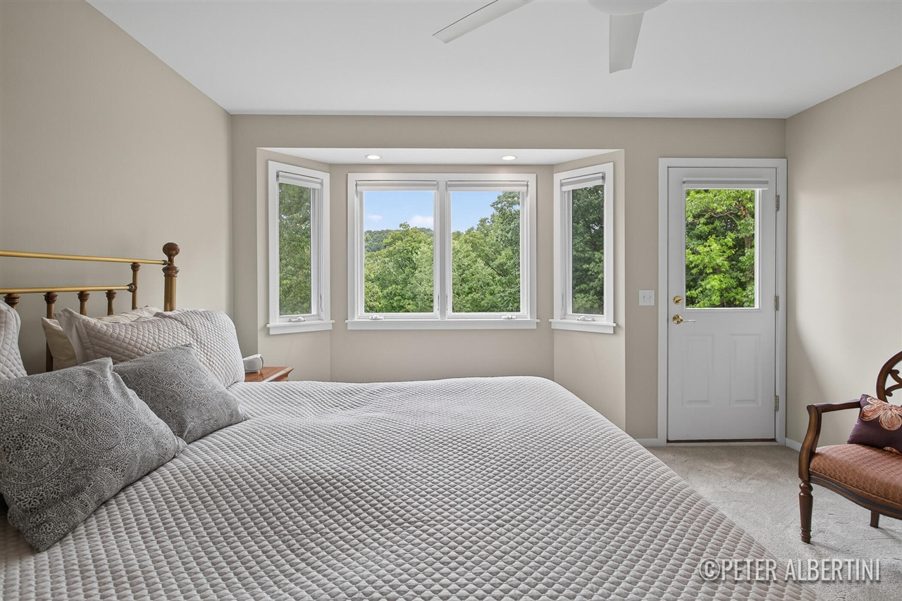 property viewer photo 15