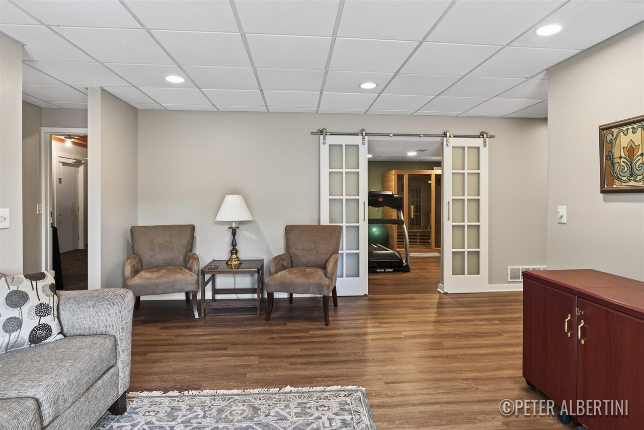 property viewer photo 28