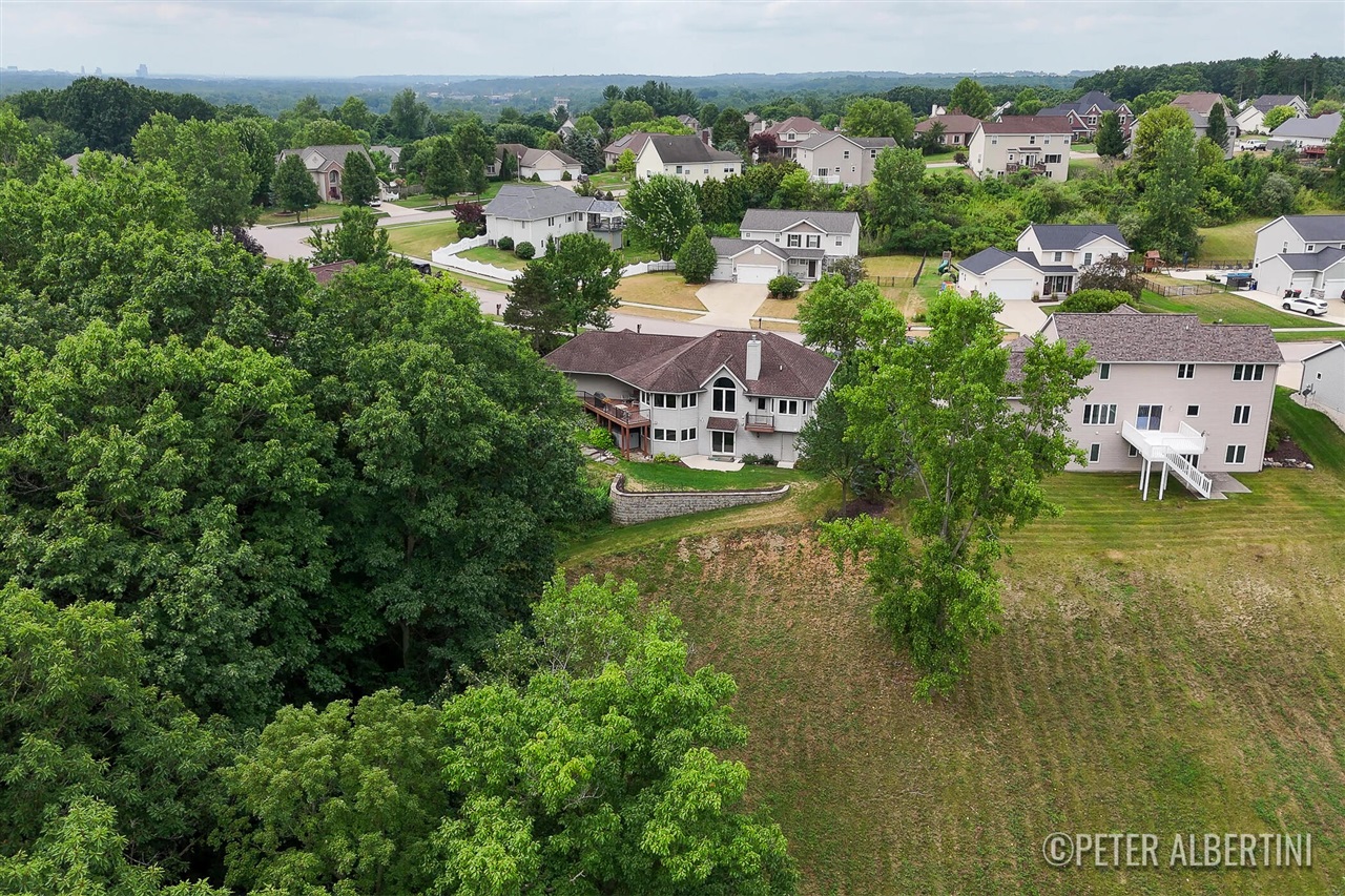 property viewer photo 45