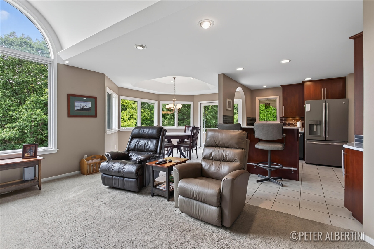 property viewer photo 8