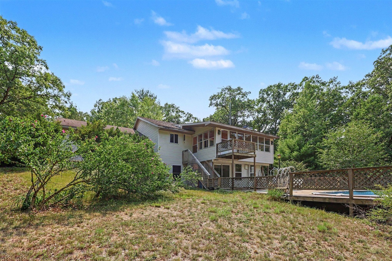 main property photo 24