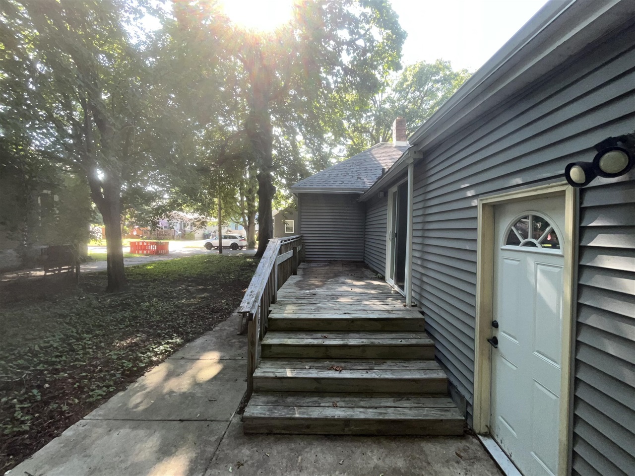 main property photo 19