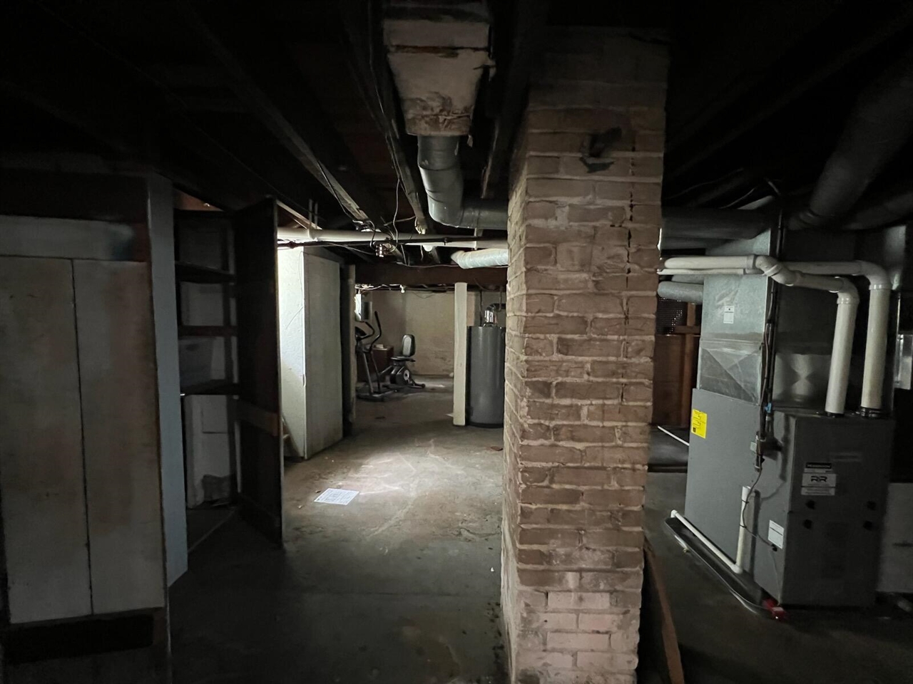 main property photo 19