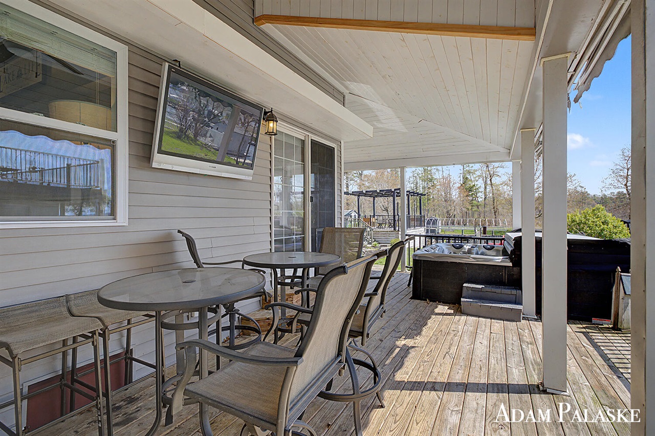 main property photo 44