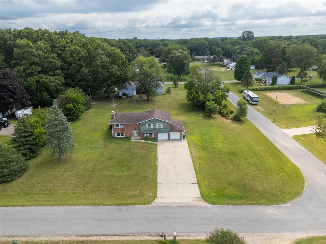 main property photo 2