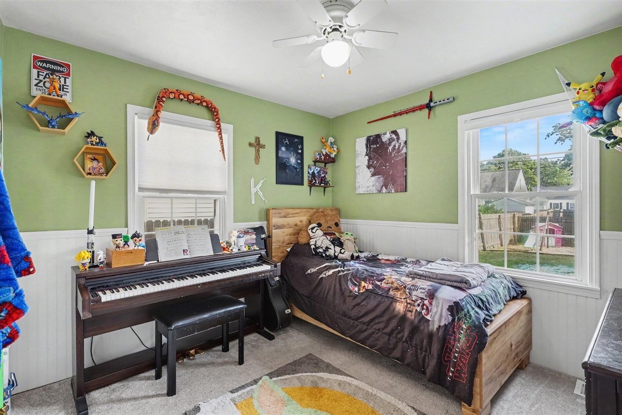main property photo 12