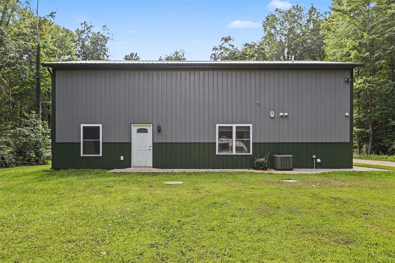main property photo 35