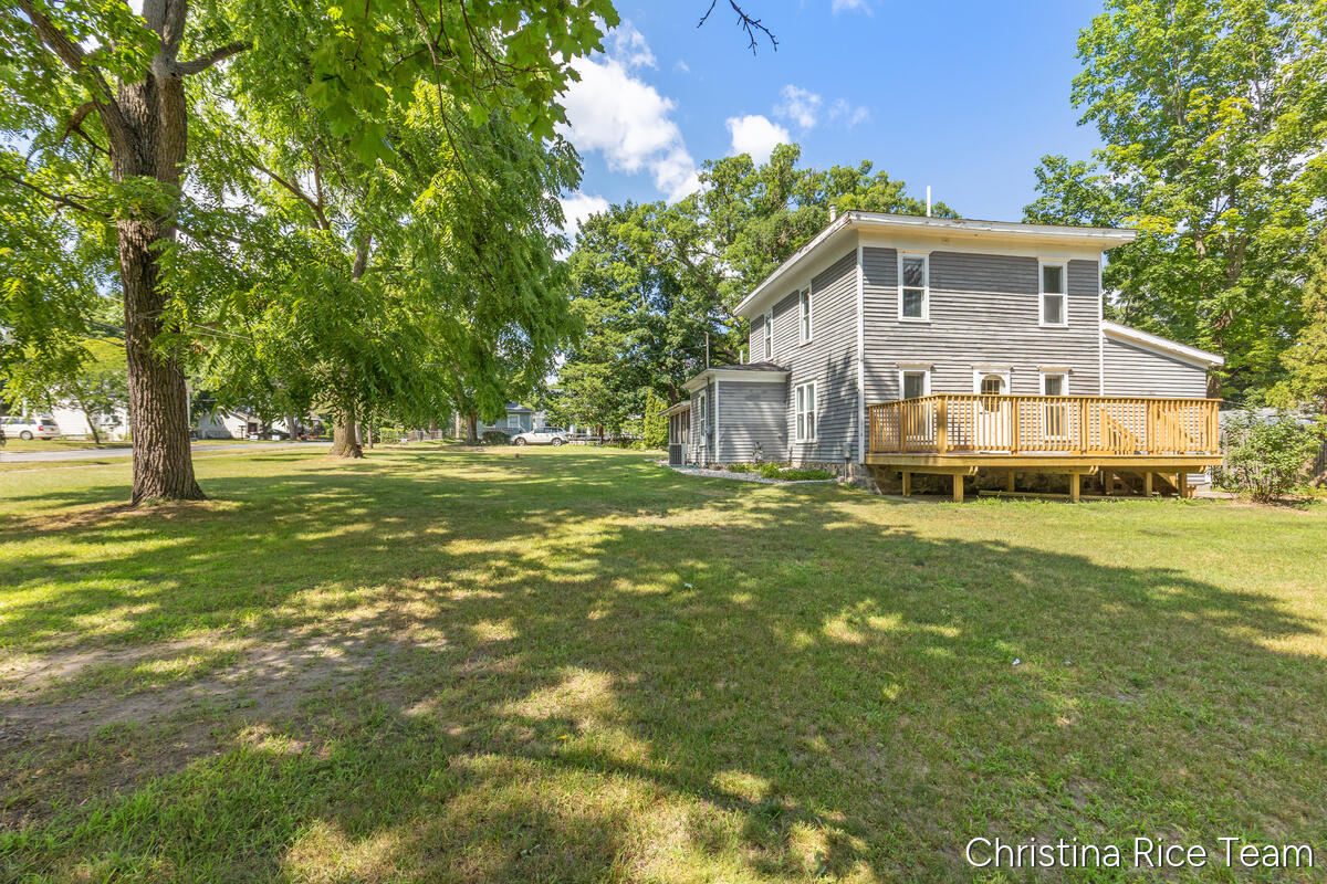 main property photo 33