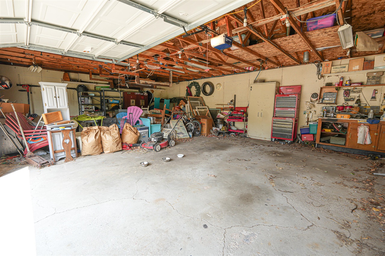 main property photo 54