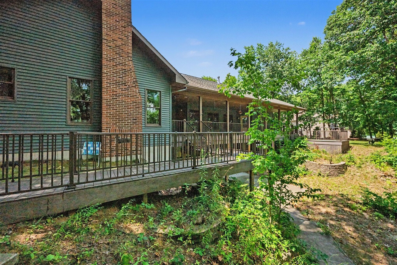 main property photo 43