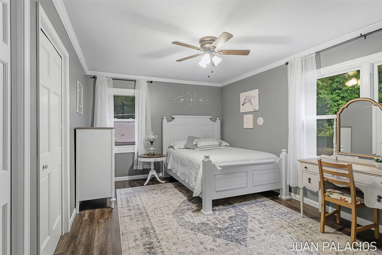 main property photo 58