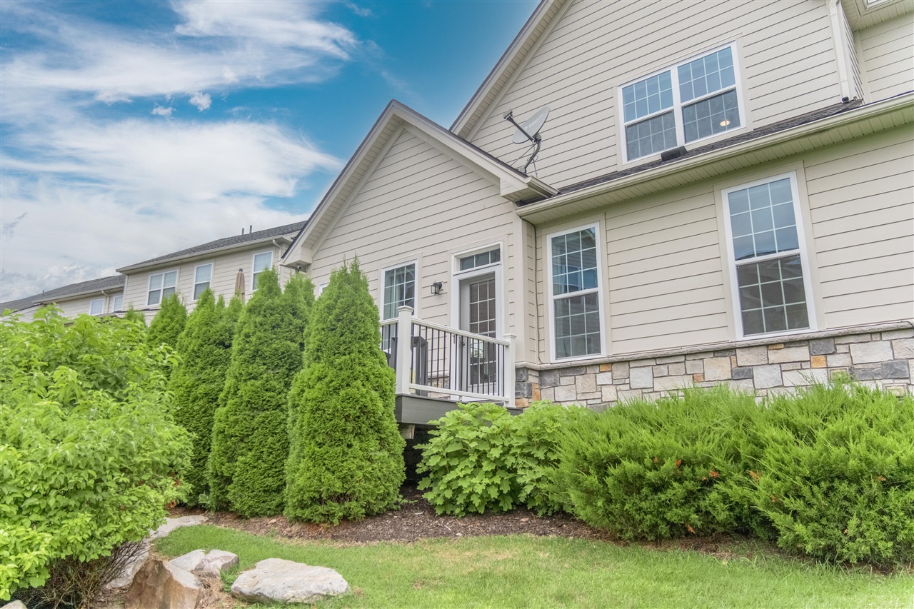 main property photo 67