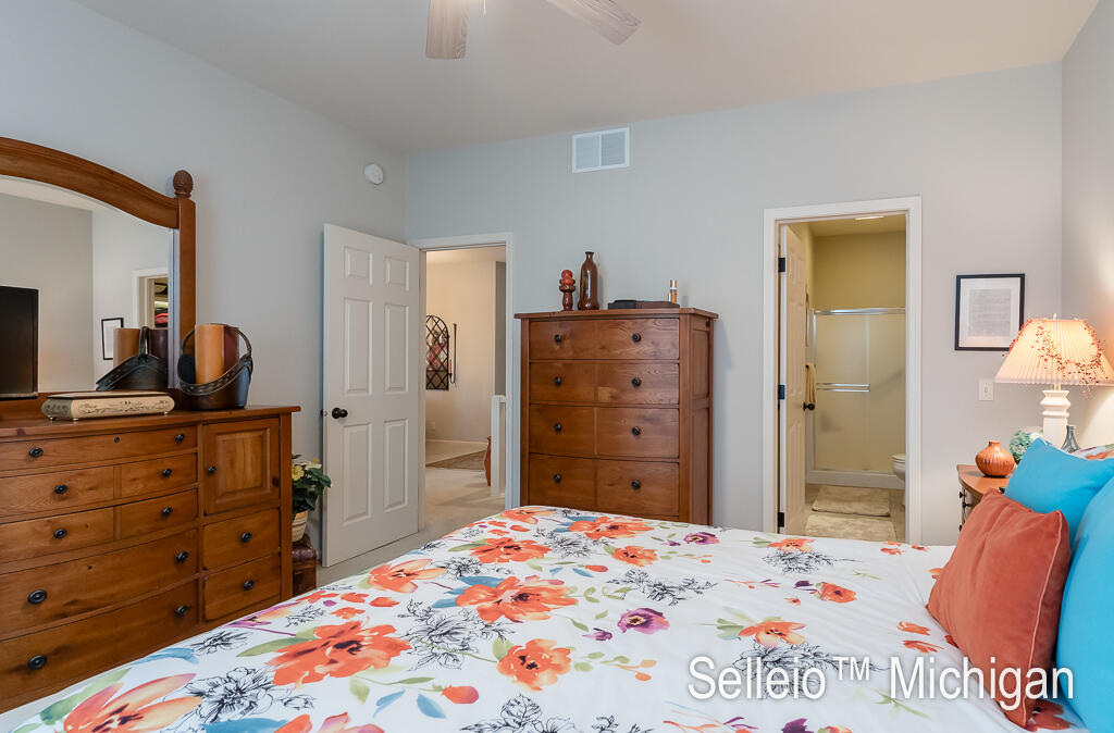 property viewer photo 24