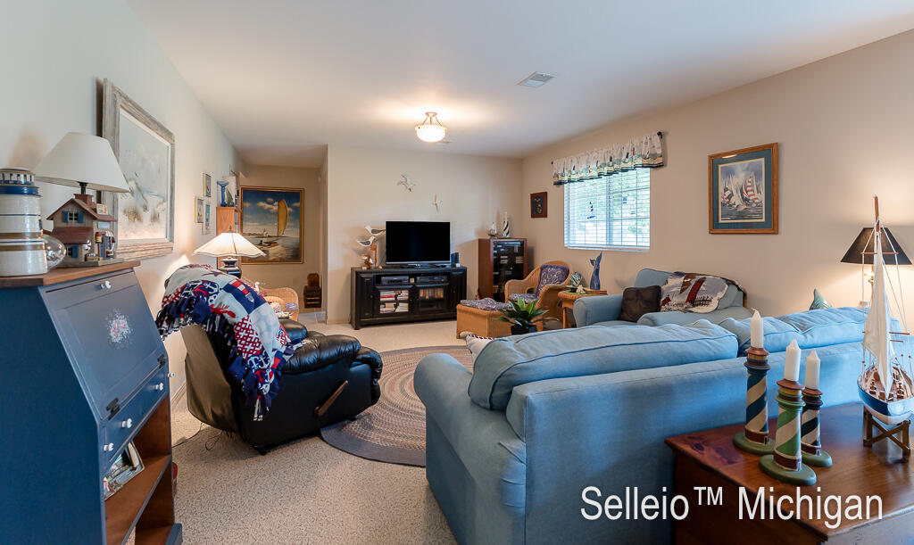 property viewer photo 35