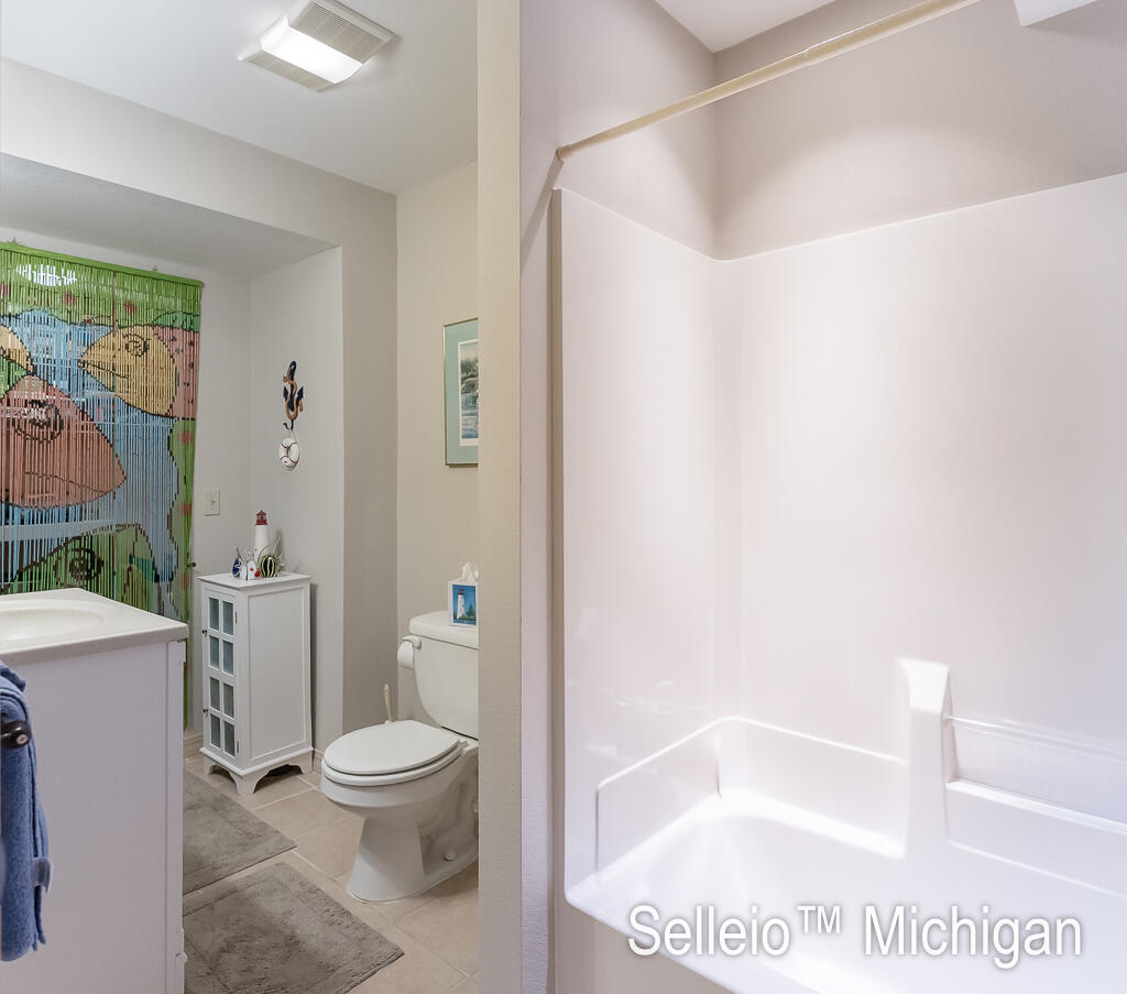 property viewer photo 37