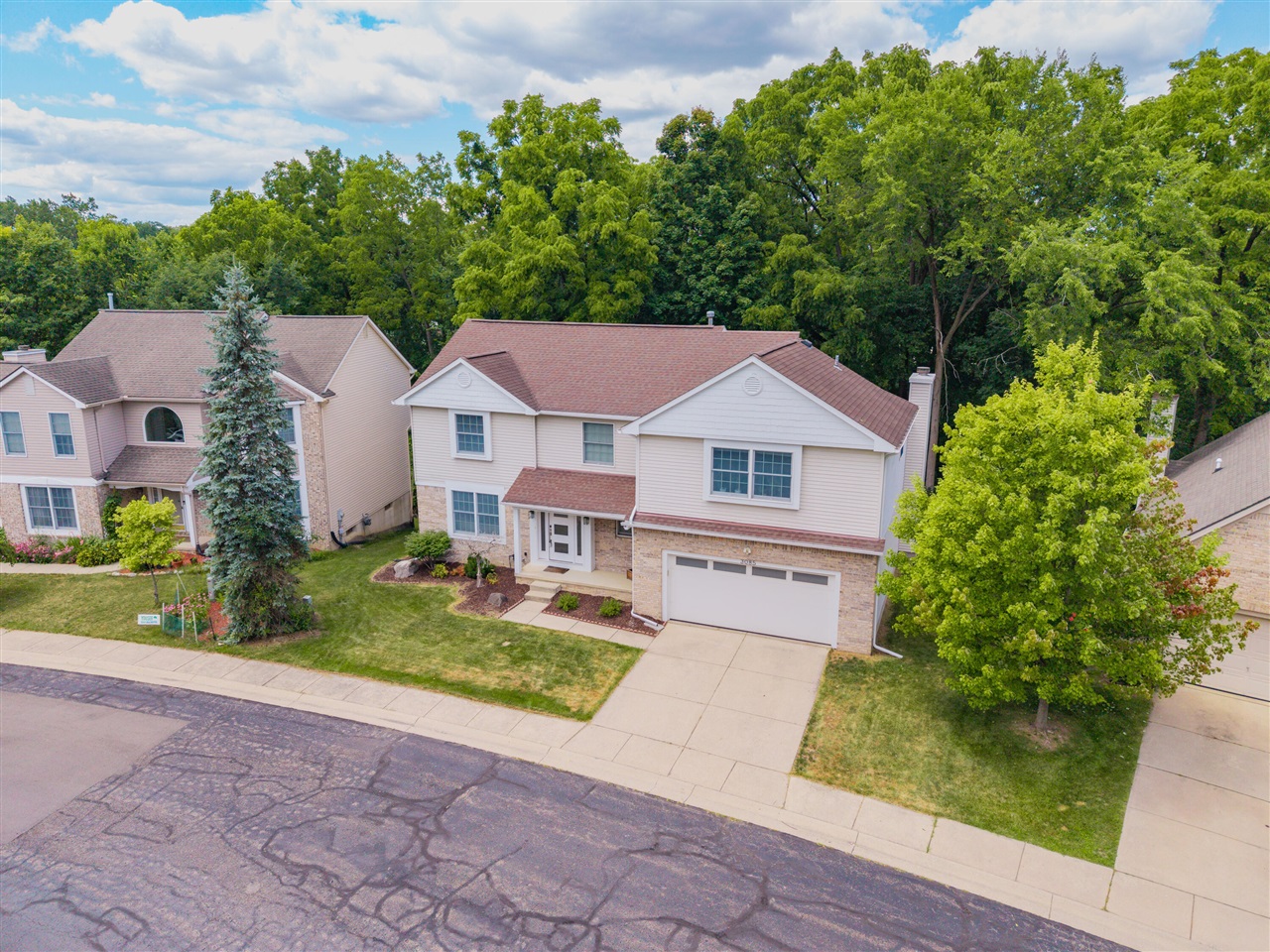 main property photo 64