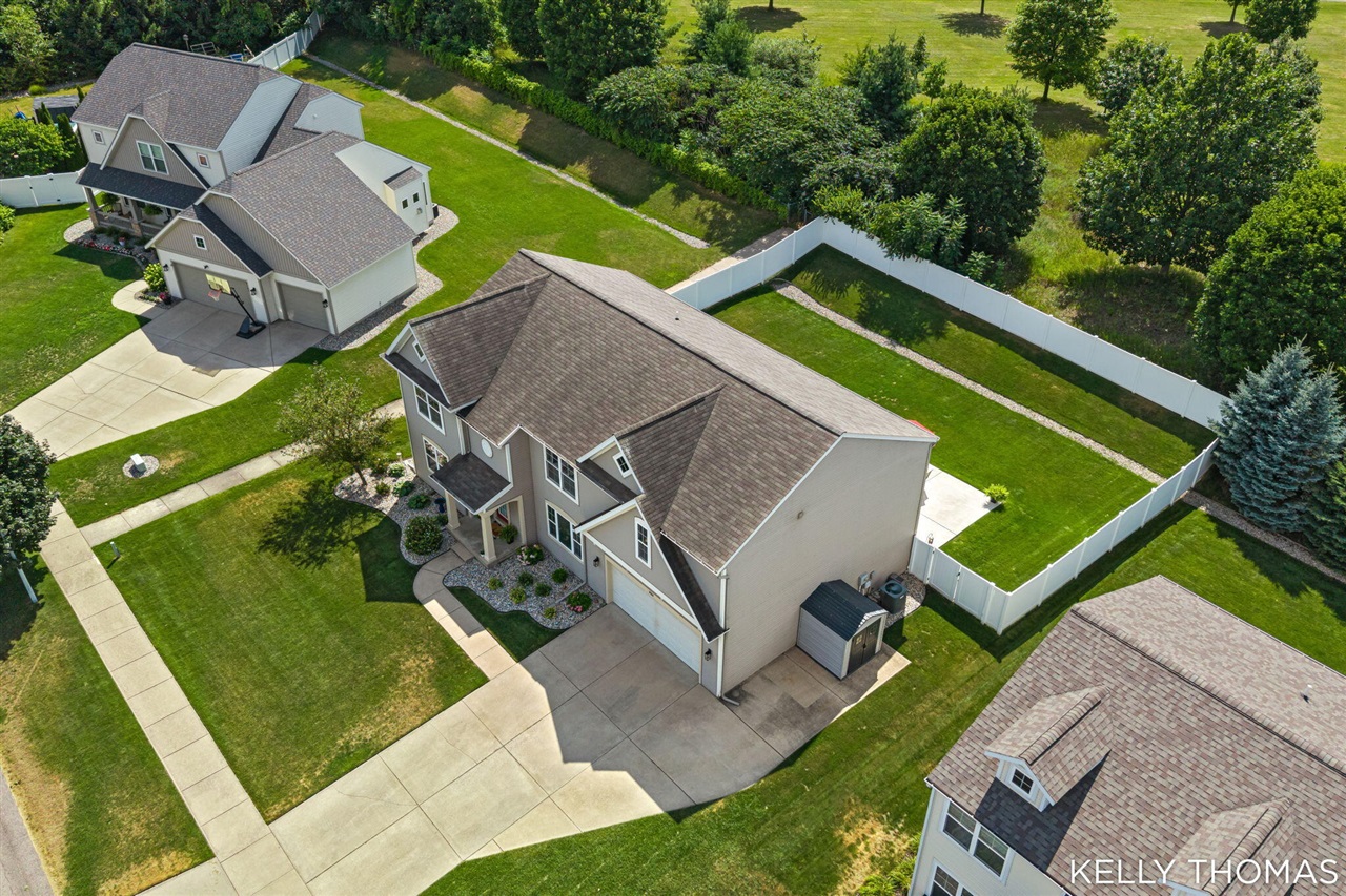main property photo 75