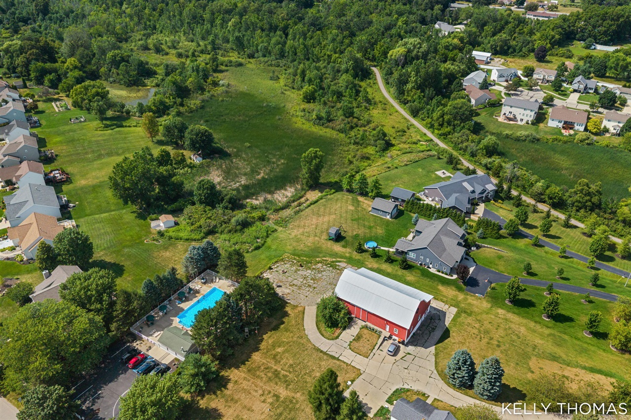 main property photo 76