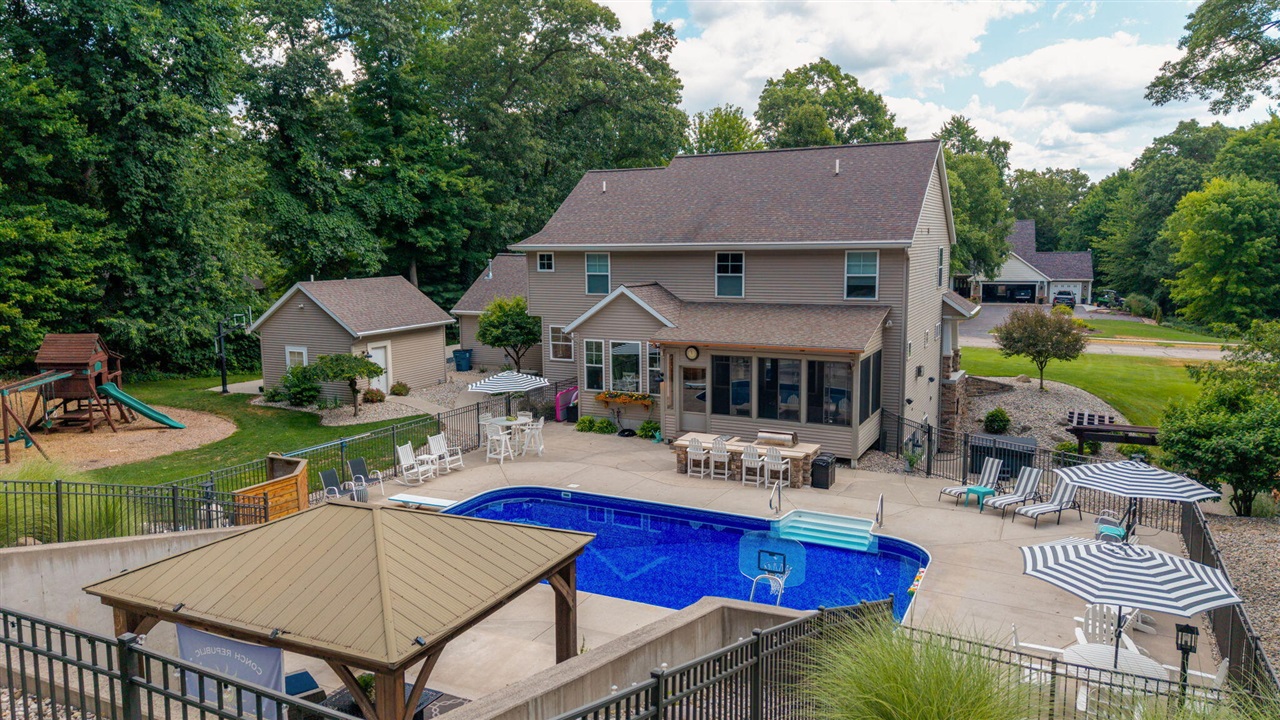 property viewer photo 11