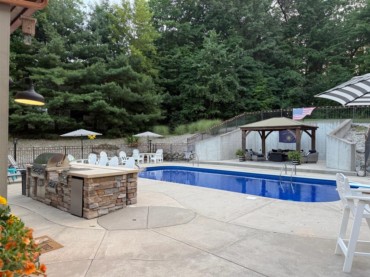 property viewer photo 14