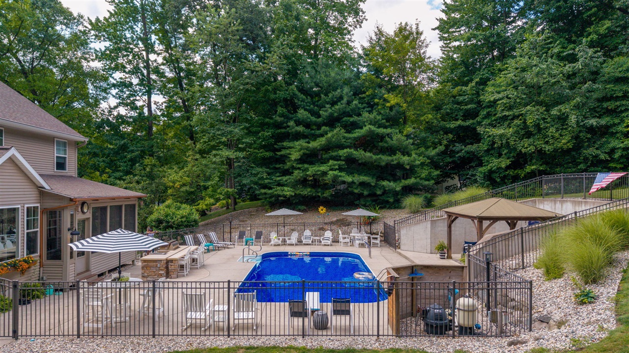 property viewer photo 19