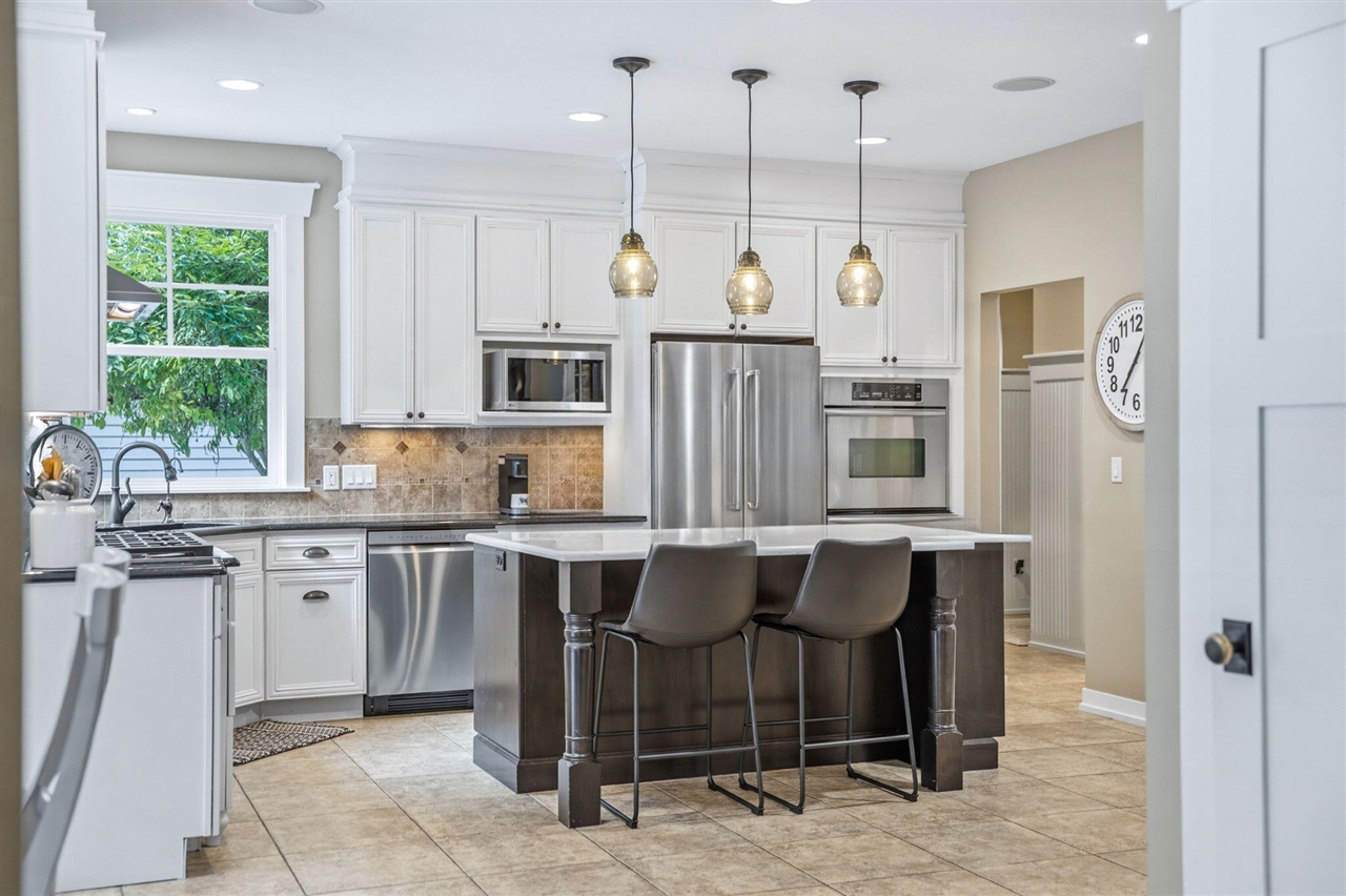 property viewer photo 37