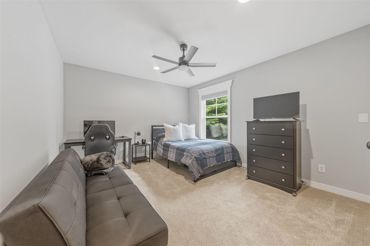 property viewer photo 97