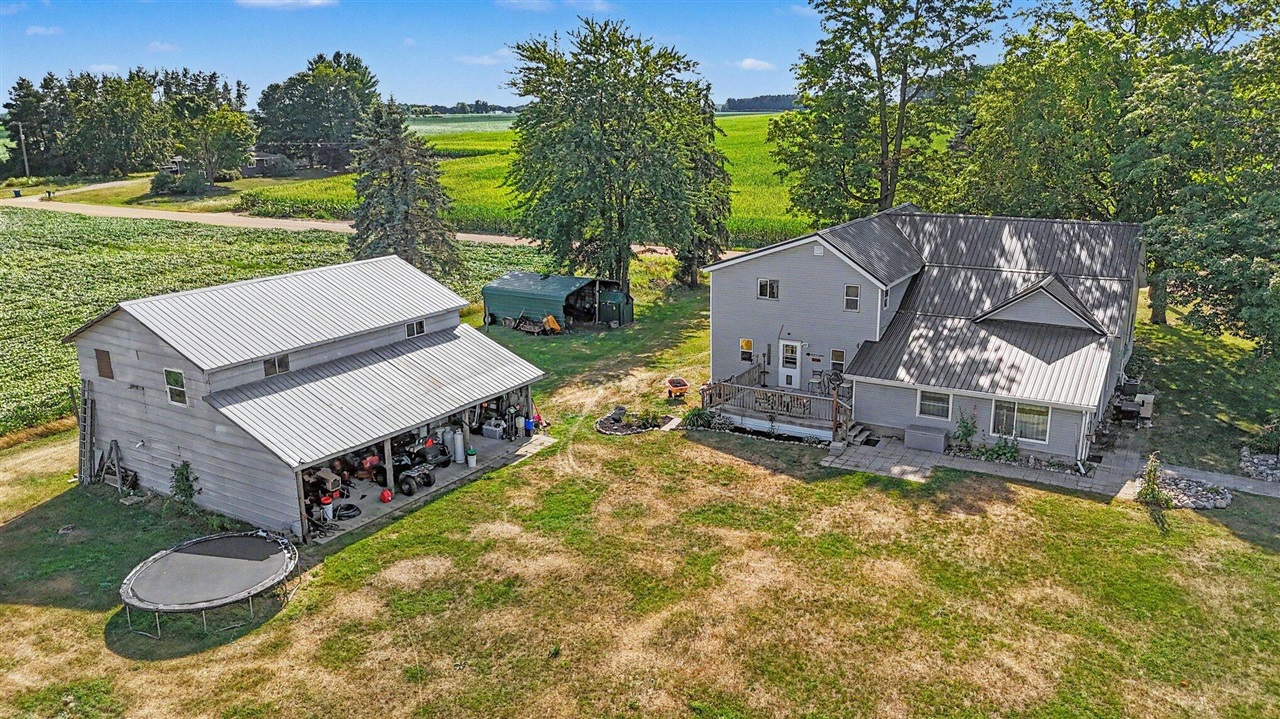 main property photo 27