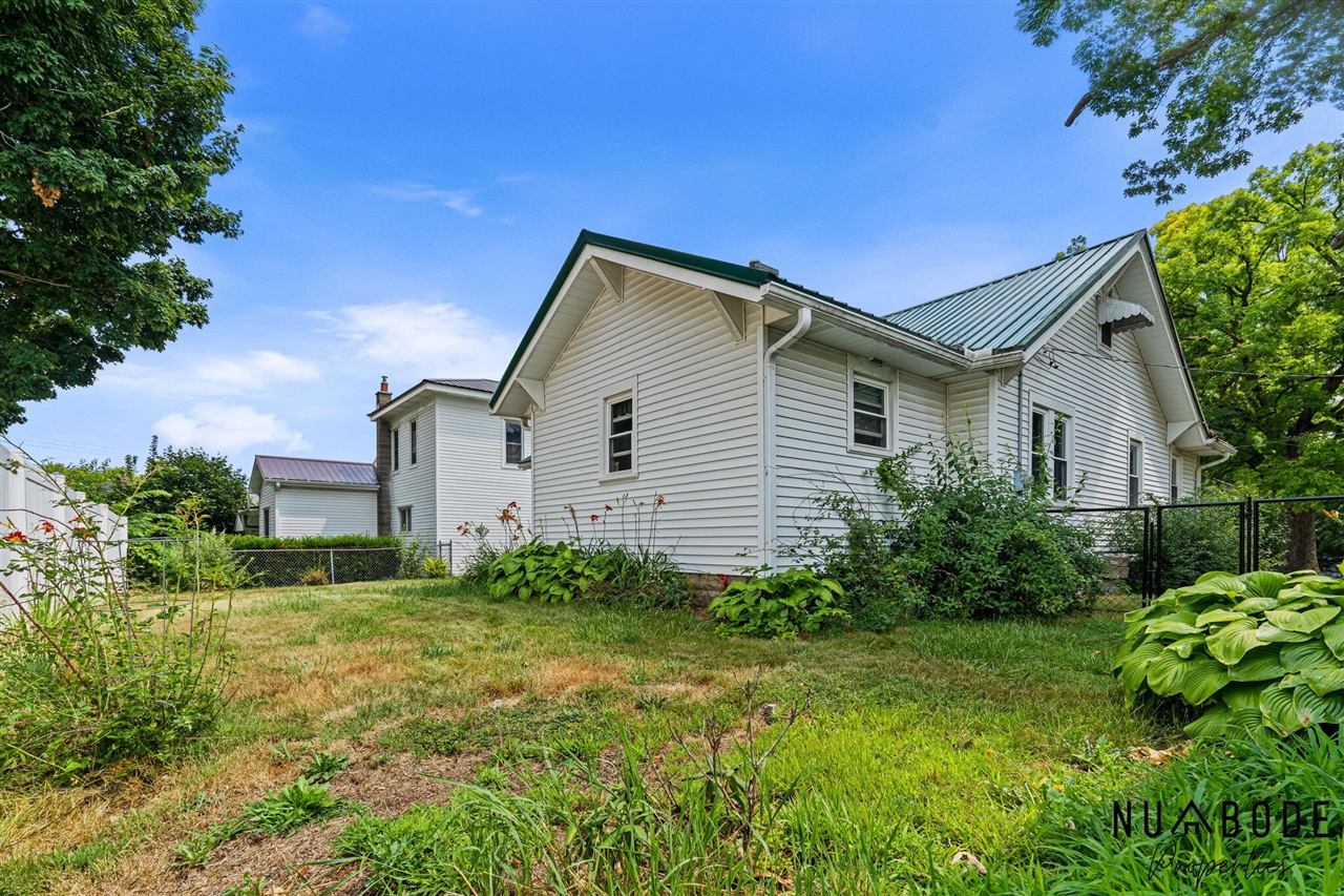 main property photo 33