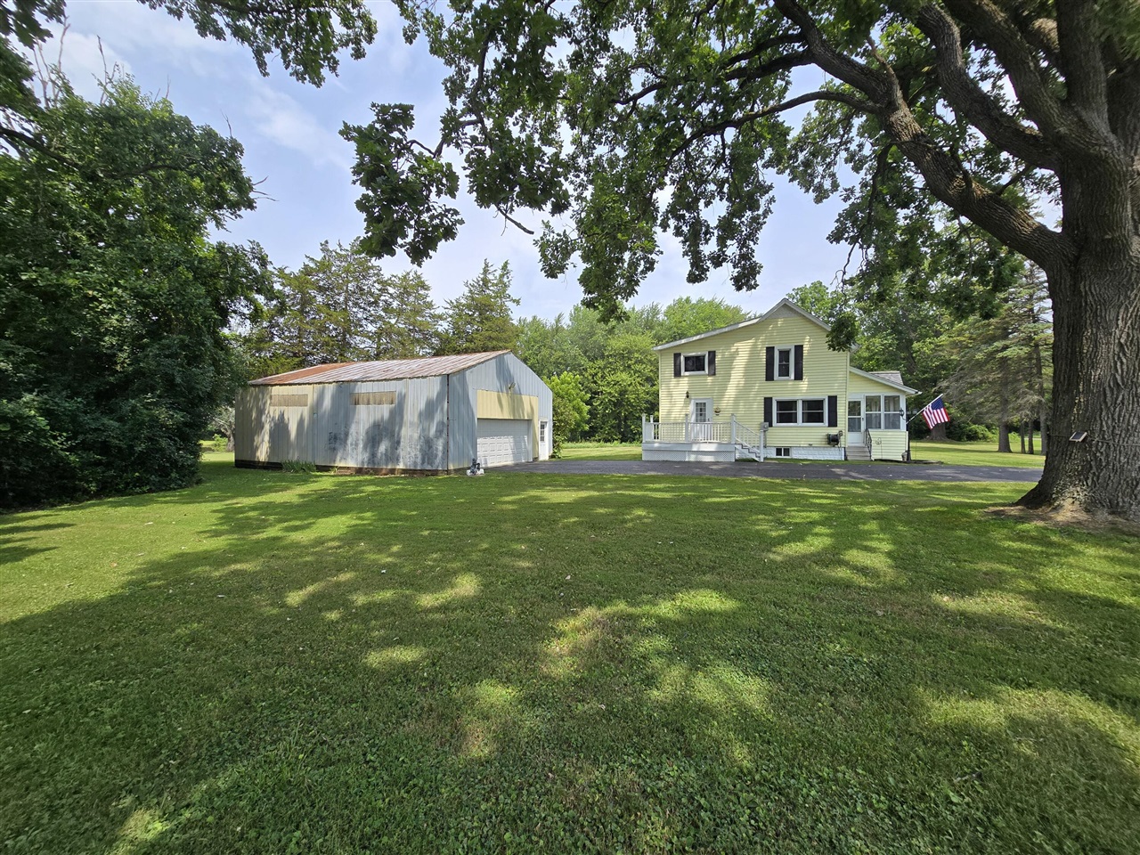 main property photo 5