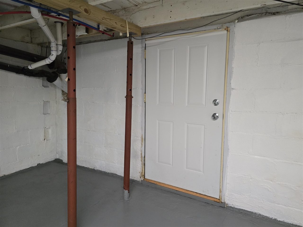 main property photo 61
