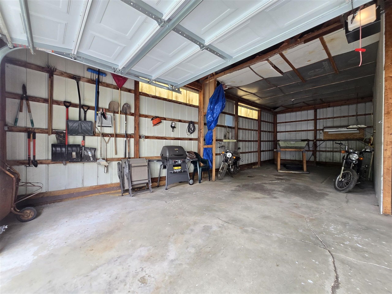 main property photo 76