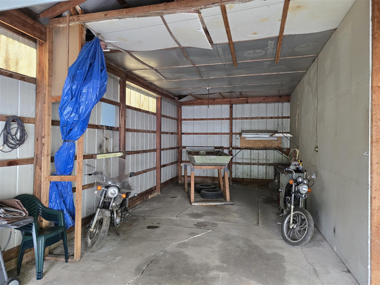 main property photo 77